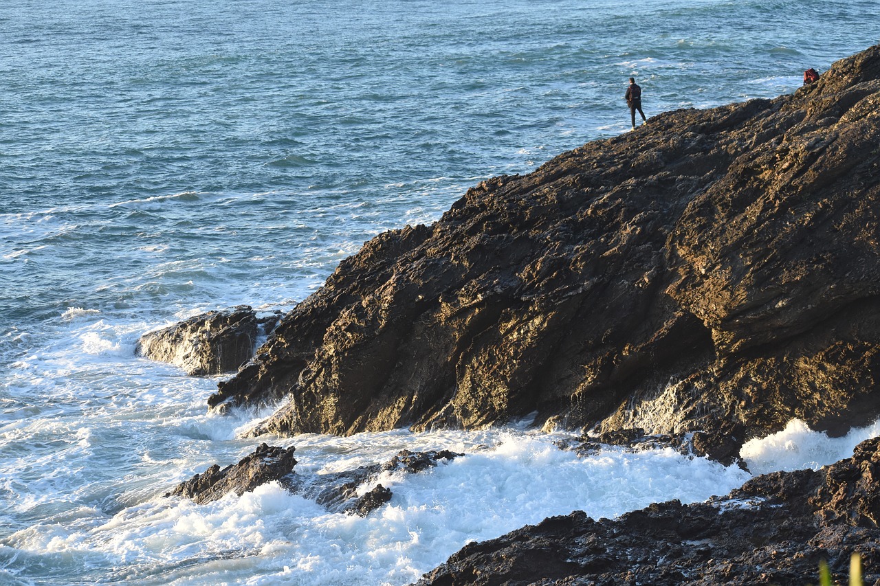 Rock fishing for kingfish